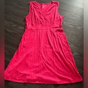 🍍TOAD&CO DRESS 🍍SIZE LARGE🍍PIT TO PIT 16”🍍LENGTH 37” 1 zip pocket 🍍Y-1